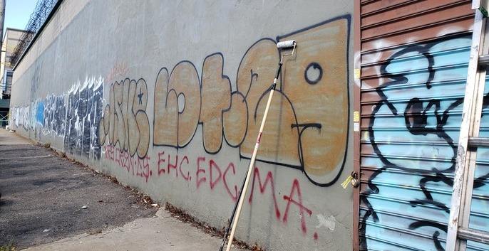 Commercial painting services-graffiti-removal